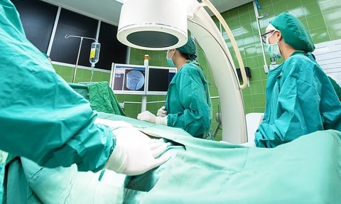 Doç. Dr. Erinç CAN Kalp ve Damar Hastalıkları Uzmanı