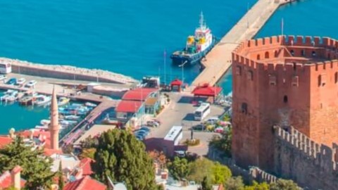 Turistik gezi için VIP minibüs ile şehir turu