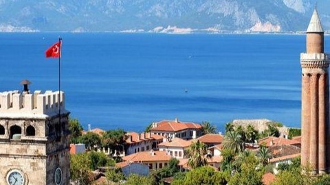 Özel etkinlikler için dekore edilmiş lüks araç